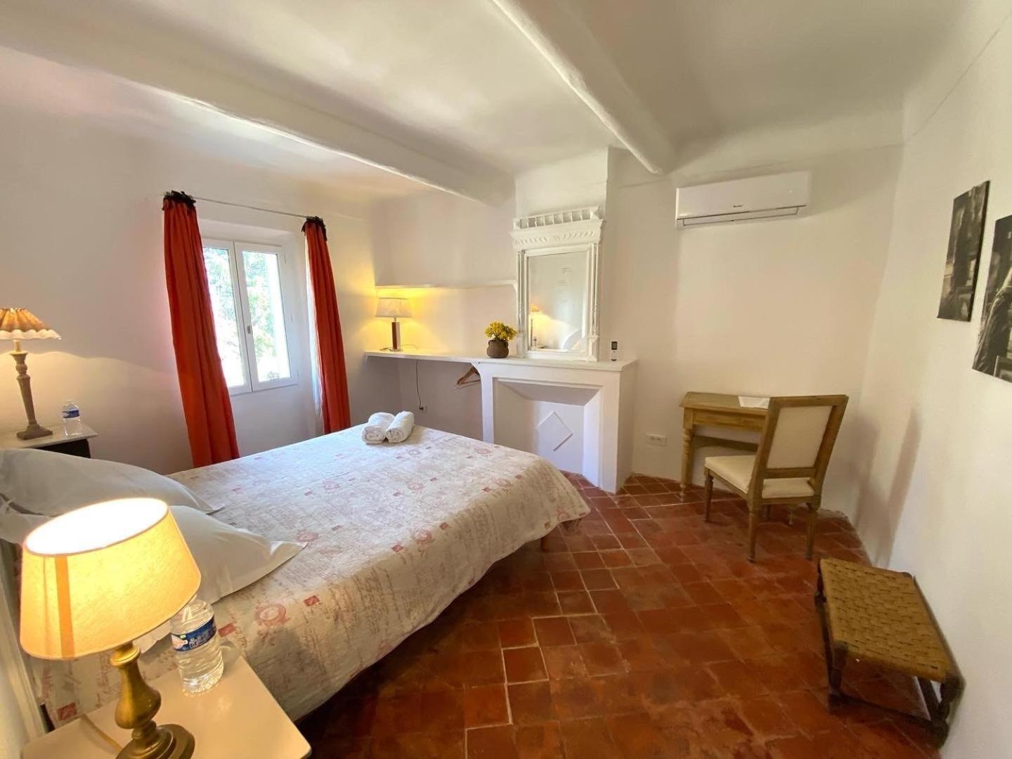 Le Domaine Saint Jean Bed and Breakfast Eksteriør billede